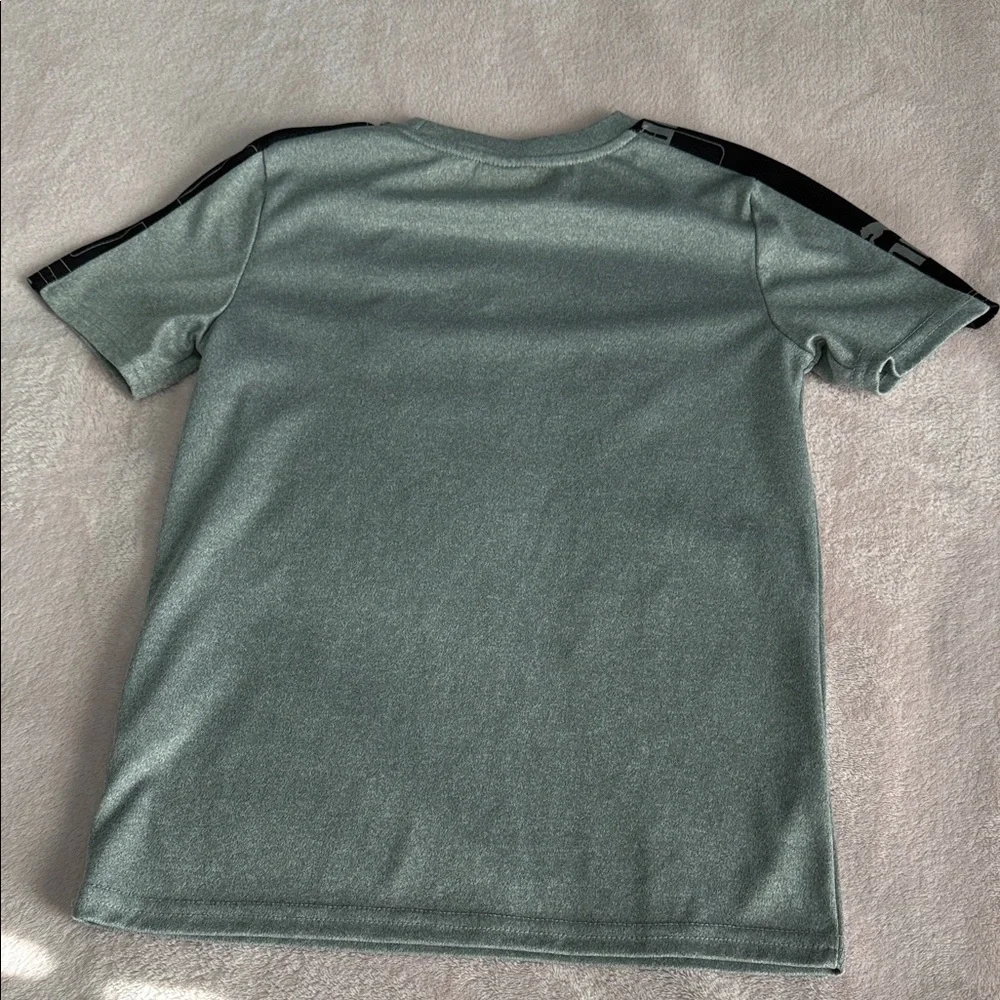 Puma Heather Gray Tee with Black Logo Boys 7